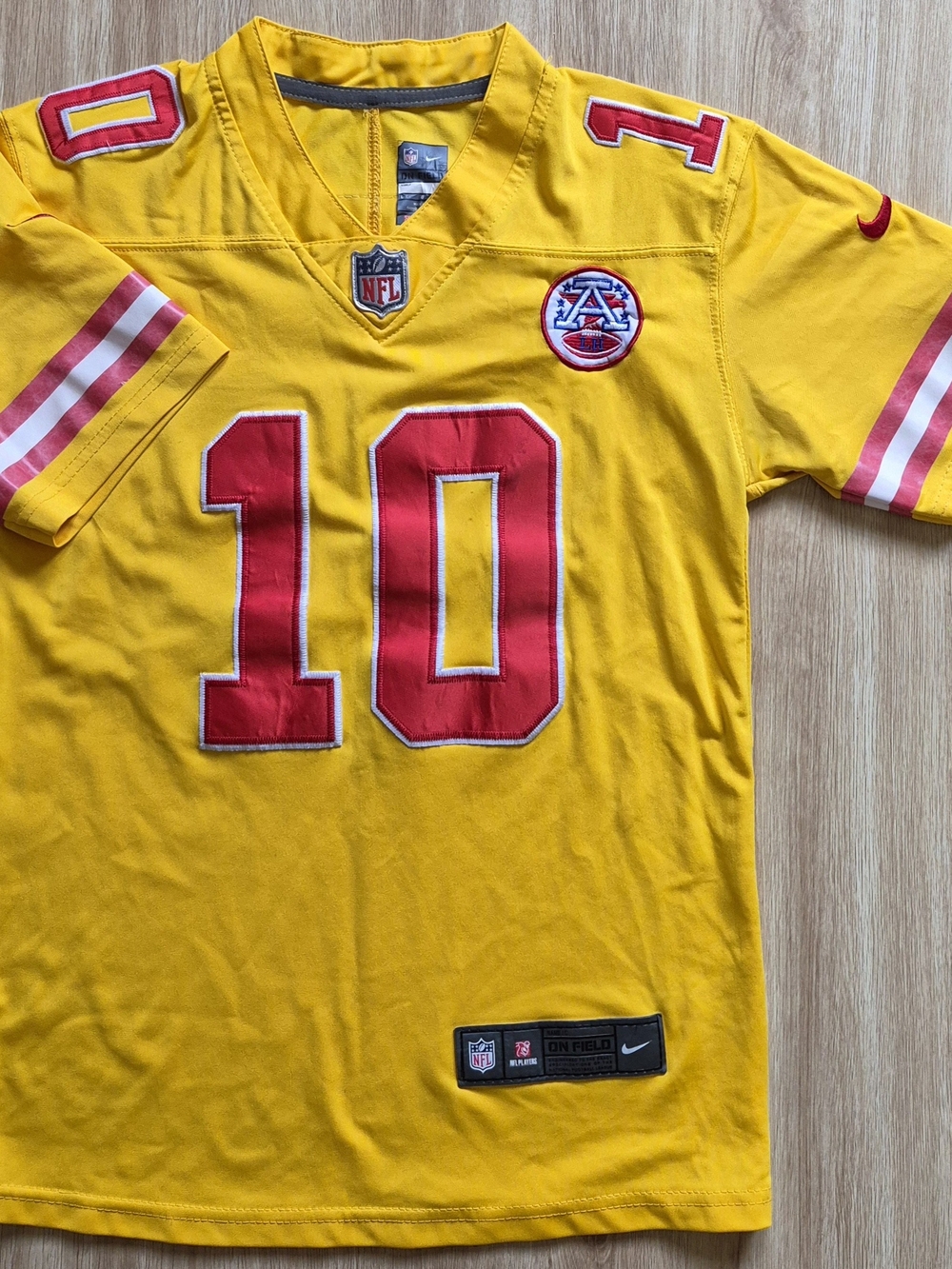 Nike NFL On Field Tyreek Hill #10 Kansas City Chiefs Color Rush Jersey – Youth L